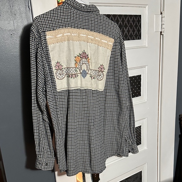 Repurposed vintage flannel - Picture 3 of 5